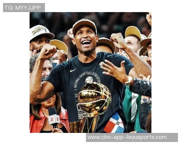 霍福德坦言勇士或为职业生涯终点期待在此圆满收官 霍福德坦言勇士或为职业生涯终点期待在此圆满收官