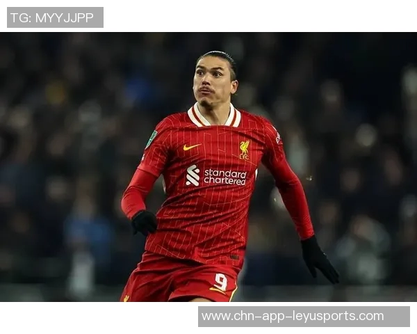 前裁判解析伊萨克与詹姆斯争议犯规索博接触未足以影响加纳乔表现