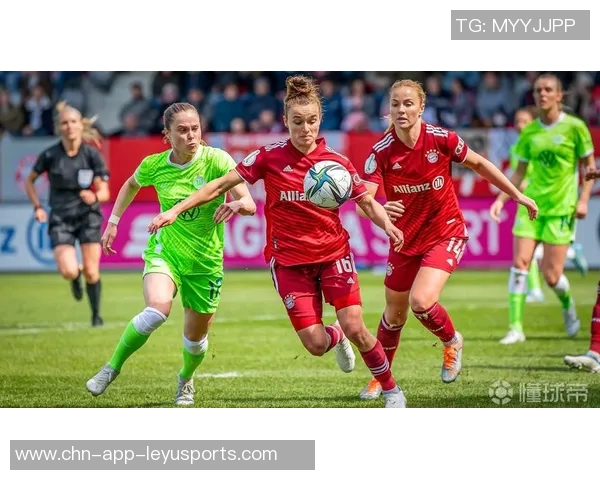 拜仁女足荣获巴伐利亚体育大使称号赞扬其在体育与社会的杰出贡献 拜仁女足荣获巴伐利亚体育大使称号赞扬其在体育与社会的杰出贡献