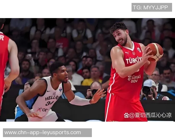 雷迪克谈防守策略：坚持原则与灵活应变的完美结合