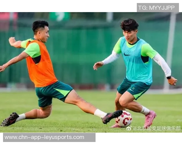 再集结时刻拉米罗带领球队开启新赛季首堂训练课