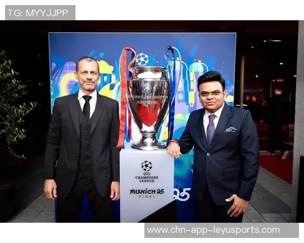 詹俊分析巴黎欧冠夺冠前景你们怎么看待这个观点 詹俊分析巴黎欧冠夺冠前景你们怎么看待这个观点