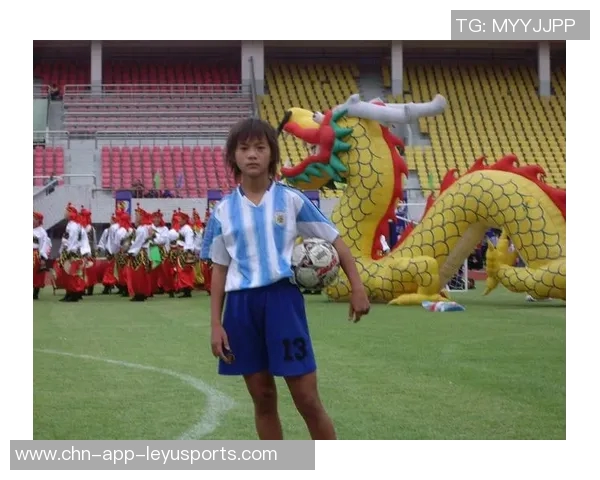 王霜感谢球迷现场支持期待胜利带来狂欢时刻 王霜感谢球迷现场支持期待胜利带来狂欢时刻