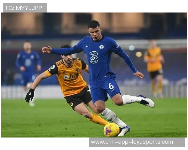 意媒透露图多尔看重凯西战术适配性但需大幅降薪才能加盟 意媒透露图多尔看重凯西战术适配性但需大幅降薪才能加盟